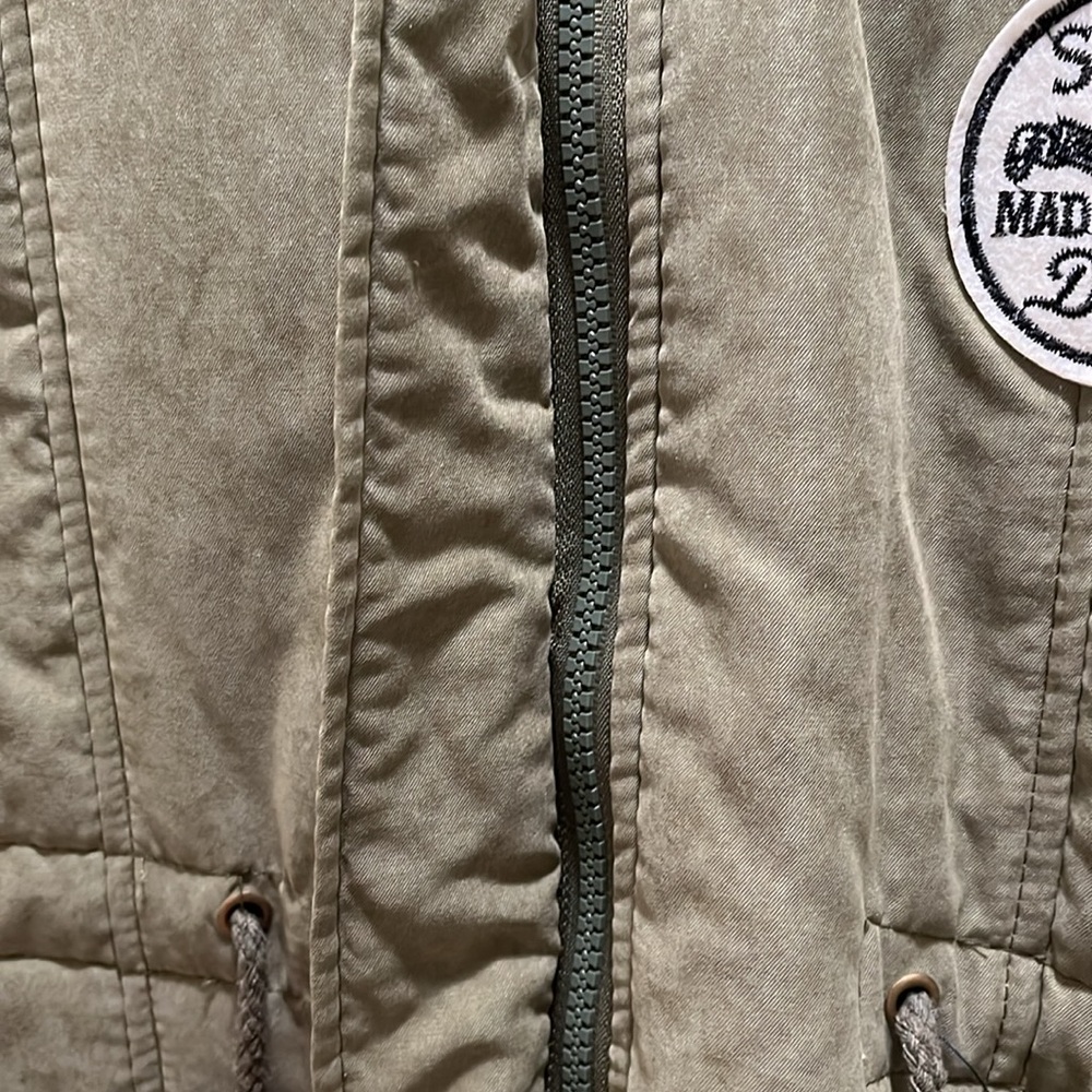 Women’s Army Coat - Picture 5 of 10